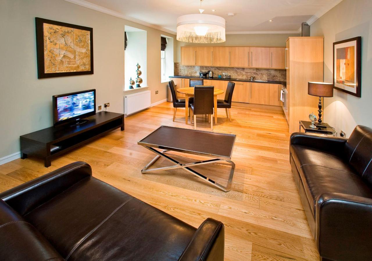 Old Town Suites - Royal Mile Edinburg Exteriör bild